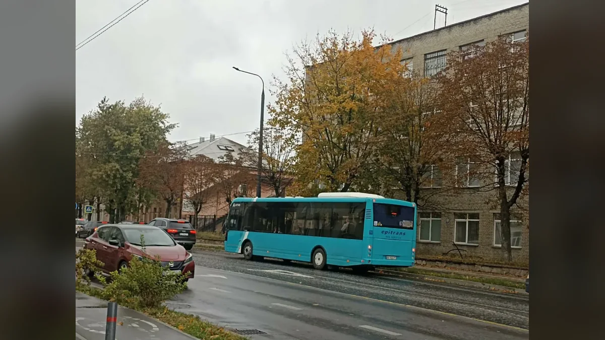 Зі Львова до Брюховичів курсують великі автобуси на маршруті №67