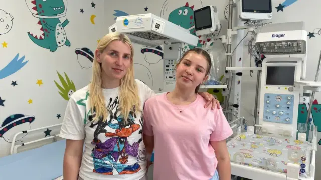 У Львові медики без розрізів закрили ваду серця 12-річній дівчинці