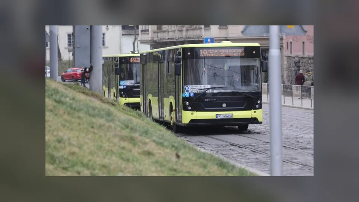 У Львові на вихідні можуть зупинитися маршрутки через затримку коштів